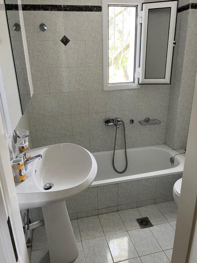 Beach House Seafront Villa Latoura Ormos Panagias Exterior foto